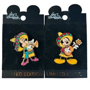 2001 Fiesta Latina Mexican Mariachi Mickey Mouse Minnie Guitar LE Disney Pin Set